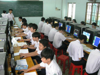 Trường Hồng Đức – Ngôi trường giàu truyền thống rèn luyện trí tuệ và nhân cách