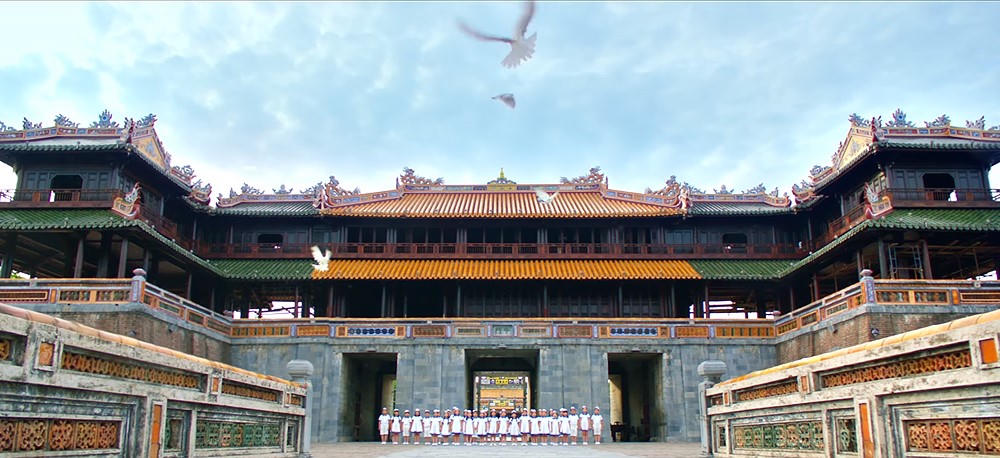 MV “Vươn cao Việt Nam” đã vượt mốc hơn 12 triệu lượt xem