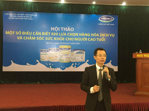 Tư vấn dinh dưỡng, chăm sóc sức khỏe cho người cao tuổi cùng Vinamilk