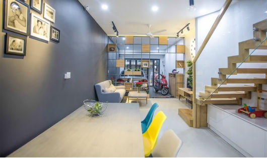 Nhà ống Sài Gòn có giếng trời đẹp như kính vạn hoa