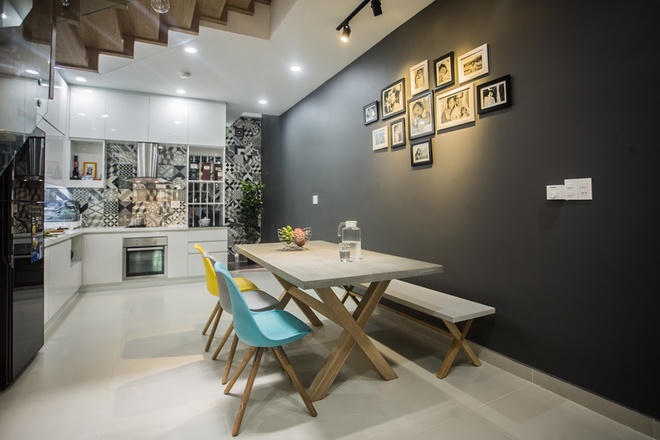 Nhà ống Sài Gòn có giếng trời đẹp như kính vạn hoa