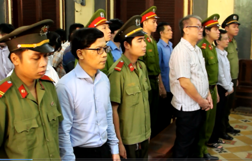 Vụ “rút ruột” tại Trust Bank: Nhóm Phương Trang lên tiếng