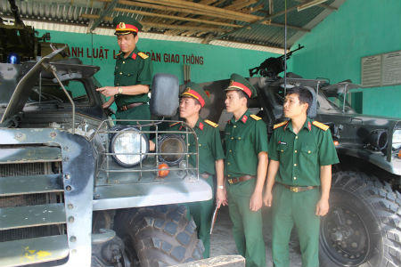 Nghệ An: Bộ CHQS xây dựng đơn vị vận tải “chính quy, an toàn, hiệu quả”