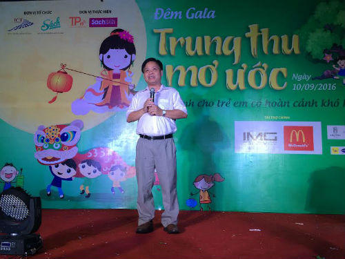 Trung thu sớm cho những trẻ em cơ nhỡ