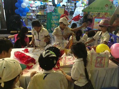 Trung thu sớm cho những trẻ em cơ nhỡ