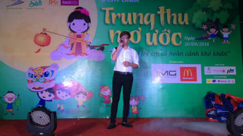 Trung thu sớm cho những trẻ em cơ nhỡ