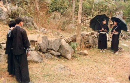 Lượn Hà Lều - sợi tơ hồng se duyên