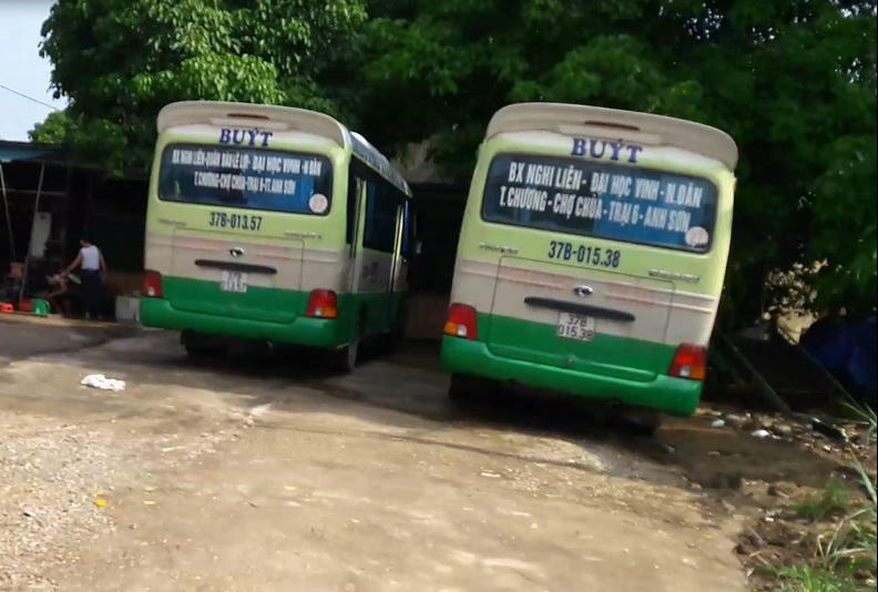 Nghệ An: Xe buýt tự ý quay đầu, chạy không hết tuyến vì… thua lỗ ?