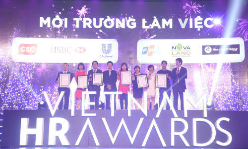 Novaland đoạt 3 giải thưởng cho 3 hạng mục tại Việt Nam HR Awards 2016