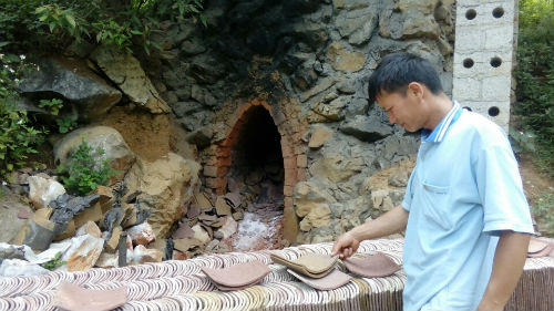 Cao Bằng: Đìu hiu làng nghề làm ngói máng