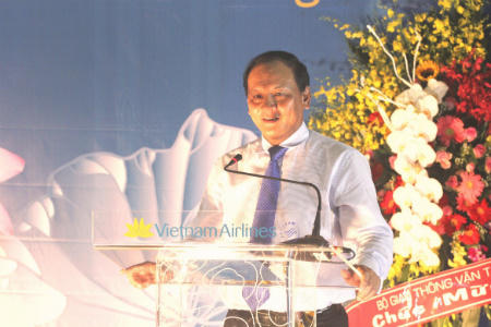 Thứ trưởng Giao thông chúc mừng Vietnam Airlines khai trương Phòng khách Bông Sen 