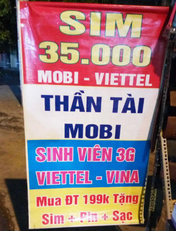Sim sinh viên kích hoạt sẵn bán tràn lan