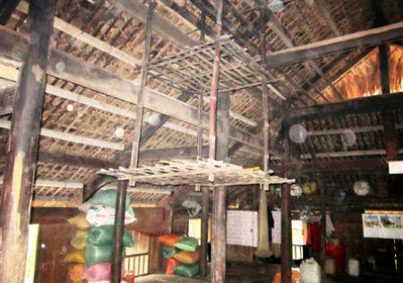 Kỳ bí 'đá thiêng' của người Tày