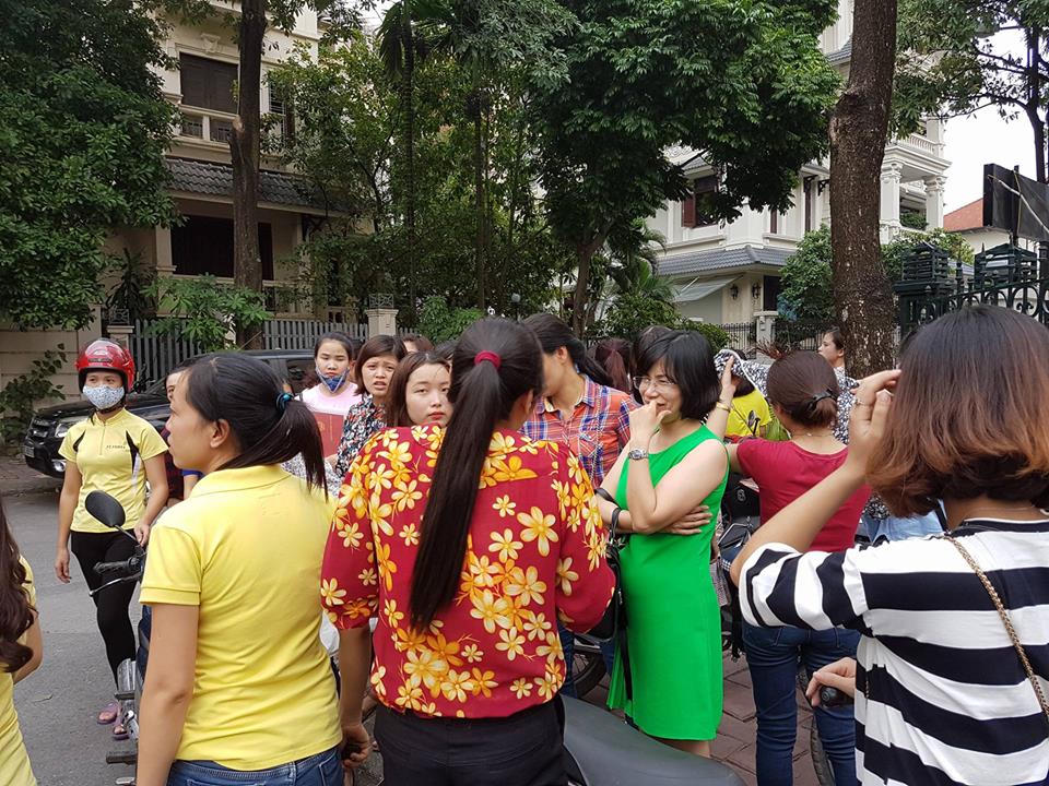 Hàng trăm giáo viên “kêu trời” cho rằng bị lừa cấp chứng chỉ tin học, tiếng Anh