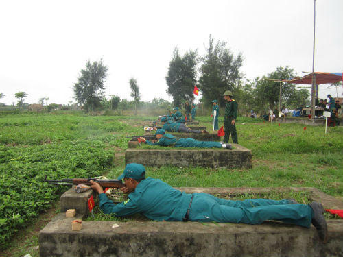 Huyện Nam Trực: Nâng cao chất lượng huấn luyện dân quân tự vệ