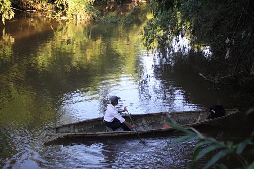 Cả làng khốn khổ vì cầu dân sinh bị mưa bão đánh sập