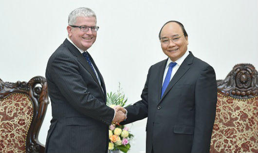 Thủ tướng tiếp Đại sứ Australia, Đại sứ Pháp nhận nhiệm vụ tại Việt Nam