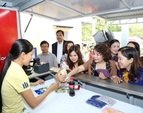 Coca – Cola đưa Trung tâm hoạt động cộng đồng EKOCENTER đến Bến Tre