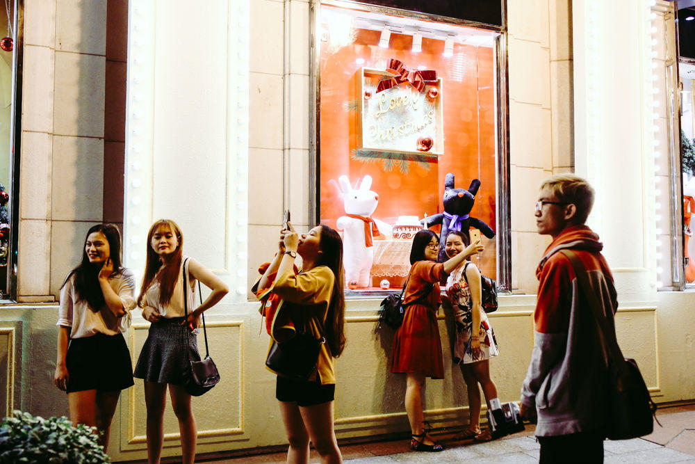 Sài Gòn rộn ràng chào đón giáng sinh ấm