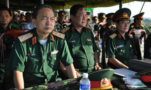 Lữ đoàn Tăng – Thiết giáp 26 (Quân khu 7): Diễn tập chiến thuật sát thực tế chiến đấu