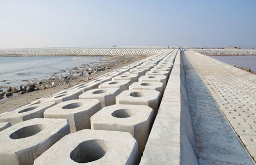 Nhiều bất cập xung quanh việc DN chậm nộp thuế khi vốn ngân sách chưa được thanh toán