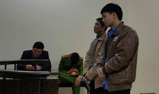 Ám ảnh những phiên tòa cuối năm