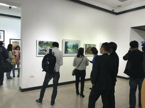 Triển lãm mỹ thuật, nhiếp ảnh "Chào xuân Định Dậu 2017"