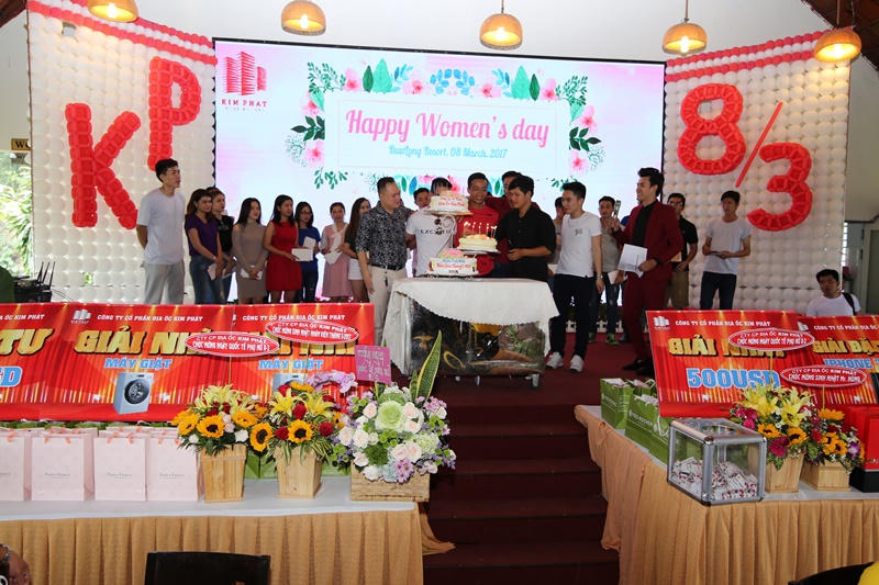 Địa ốc Kim Phát vui chơi thả ga - Mừng 8 tháng 3