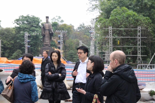 12.000 cành hoa anh đào đã về tới Hà Nội