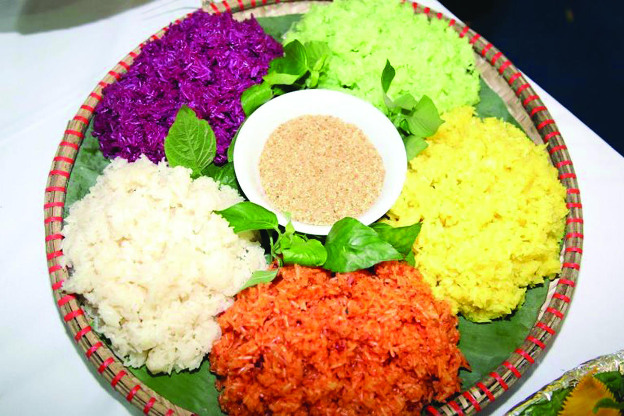 Về miền gái đẹp Tú Lệ ngắm “suối tiên”