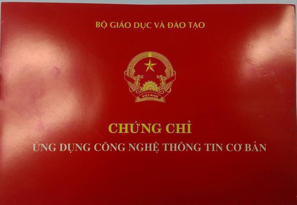 Chứng chỉ ứng dụng CNTT của Trường ĐH Thủ đô Hà Nội: Vì sao vẫn được cấp theo mẫu chứng chỉ cũ?