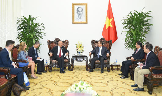Thủ tướng Nguyễn Xuân Phúc tiếp Tổng giám đốc OFID