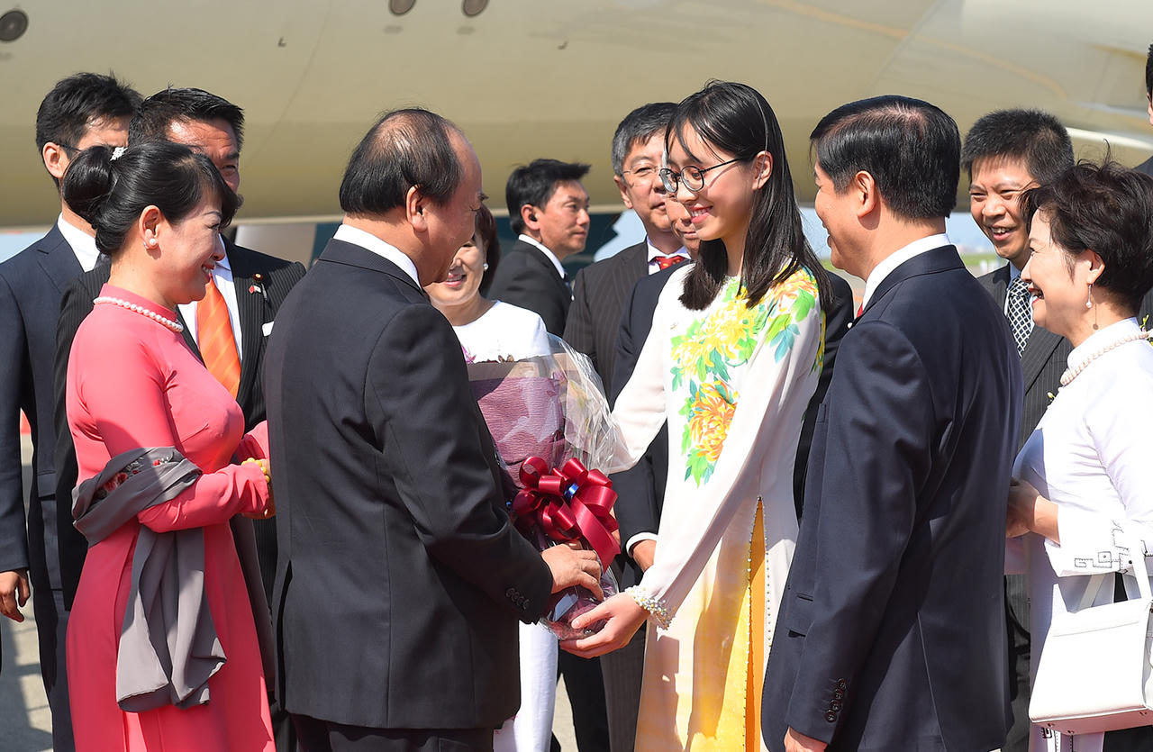 Thủ tướng Nguyễn Xuân Phúc đến Thủ đô Tokyo, Nhật Bản