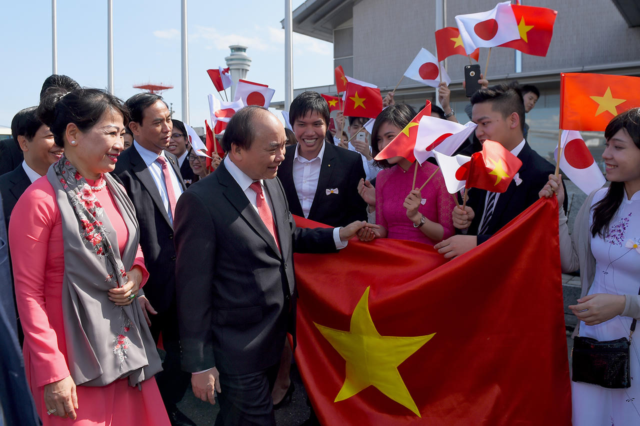 Thủ tướng Nguyễn Xuân Phúc đến Thủ đô Tokyo, Nhật Bản