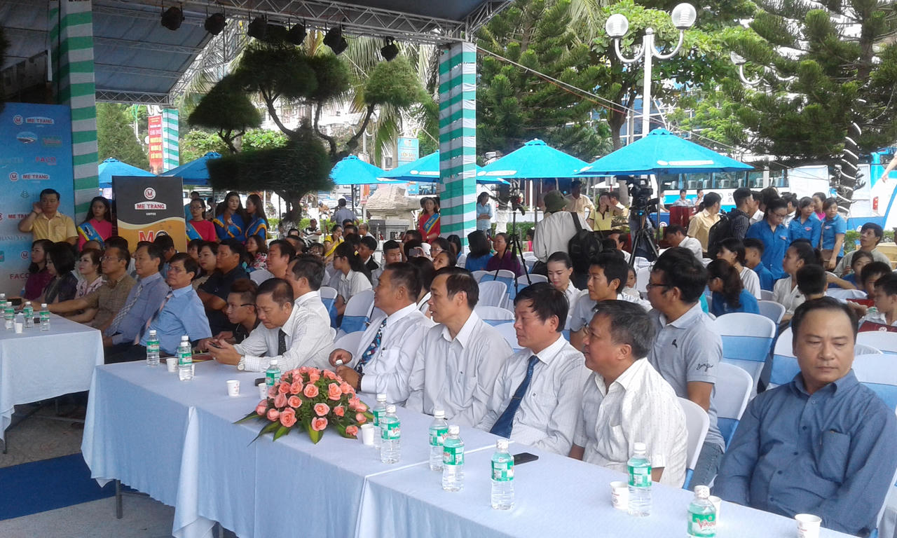 Khai mạc chương trình nghệ thuật Lễ hội Cà phê Mê Trang lần thứ VI năm 2017