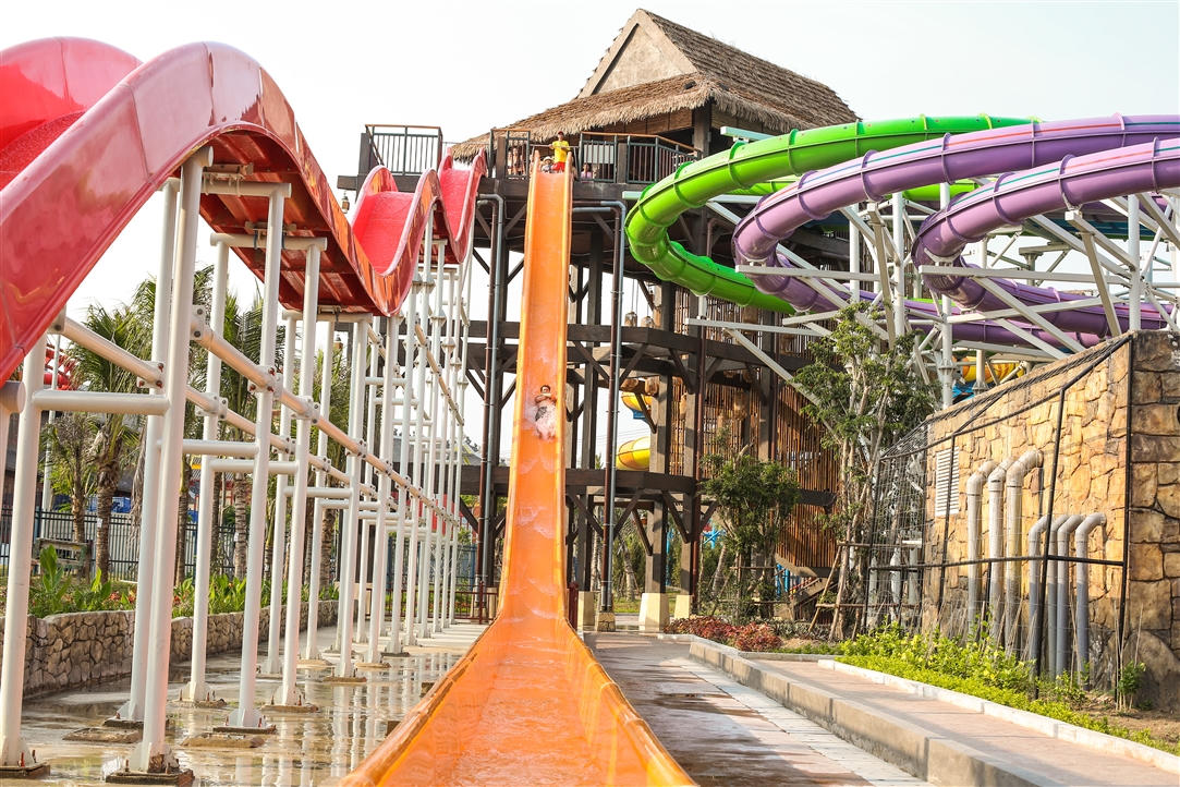 Những trải nghiệm mát lạnh đã đời ở công viên nước lớn nhất Đông Nam Á