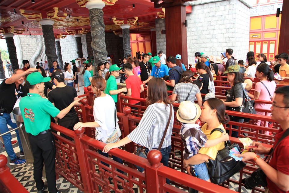 Những trải nghiệm mát lạnh đã đời ở công viên nước lớn nhất Đông Nam Á