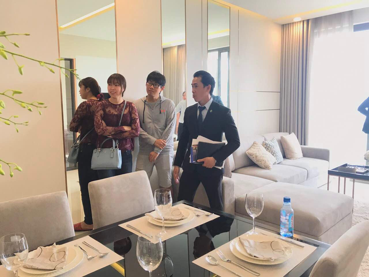 Trải nghiệm căn hộ thực tế tại The Tresor và RiverGate Residence