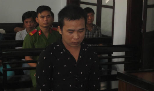 Gặp họa vì kết bạn với 'yêu râu xanh' qua mạng