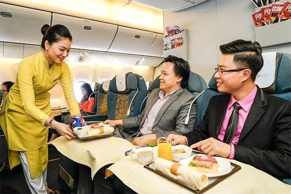 TGĐ Vietnam Airlines: Muốn khách hàng cảm nhận sự tận tình, tận tâm, tận lực trong chuỗi dịch vụ