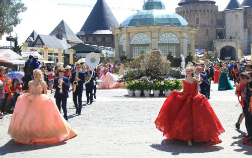 Sun Group công bố ưu đãi khủng “Ngao du 5 châu, 4 biển cùng Sun World“