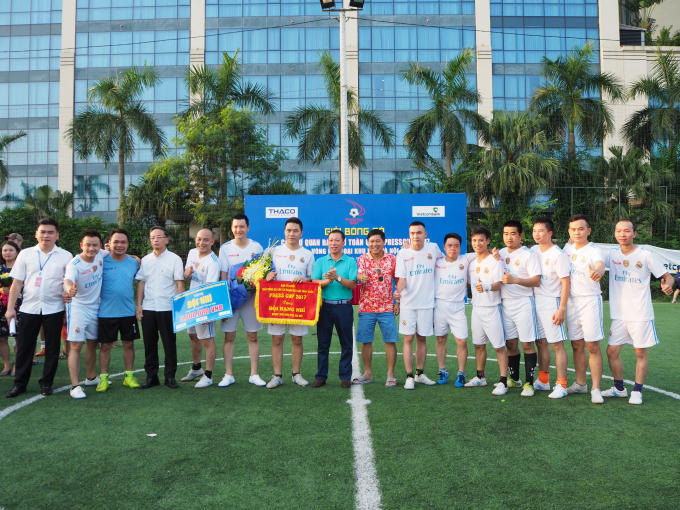 Pháp luật Việt Nam giành vé vào chung kết Press cup toàn quốc 2017