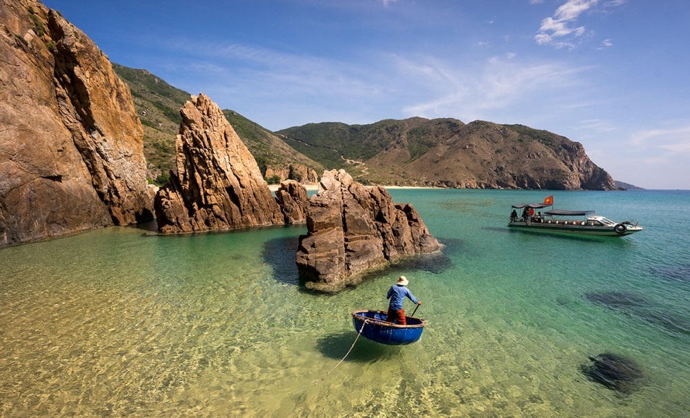 Lịch trình 3 ngày đến Quy Nhơn ngắm cảnh, ăn ngon và chơi sang