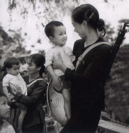 Mầu Hoàng Thiết và những khoảnh khắc xúc động về hậu phương thời chiến