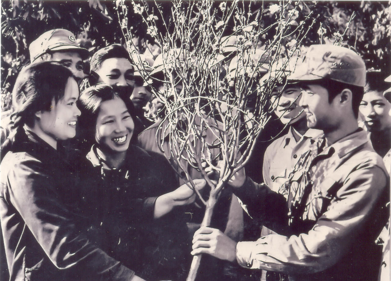 Mầu Hoàng Thiết và những khoảnh khắc xúc động về hậu phương thời chiến