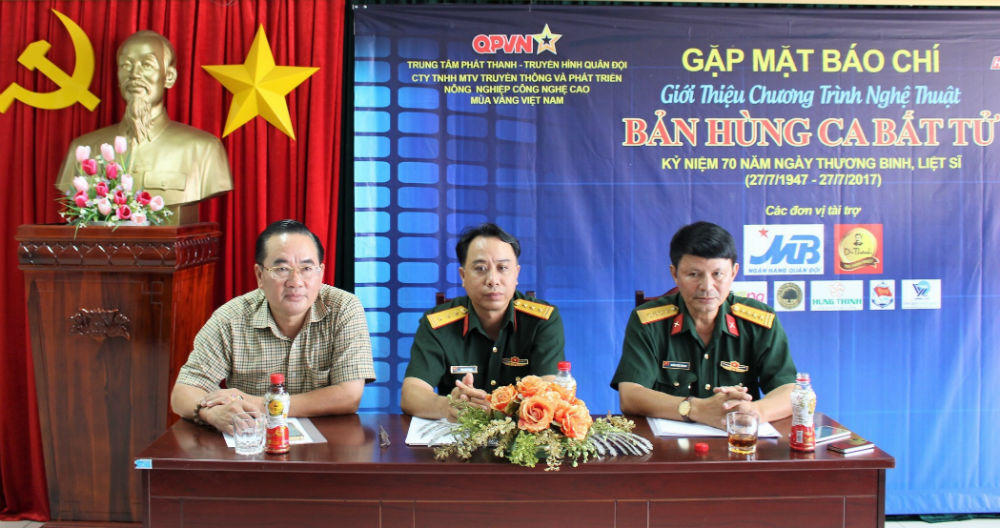 Tân Hiệp Phát đồng hành cùng chương trình giao lưu nghệ thuật “Bản hùng ca bất tử"