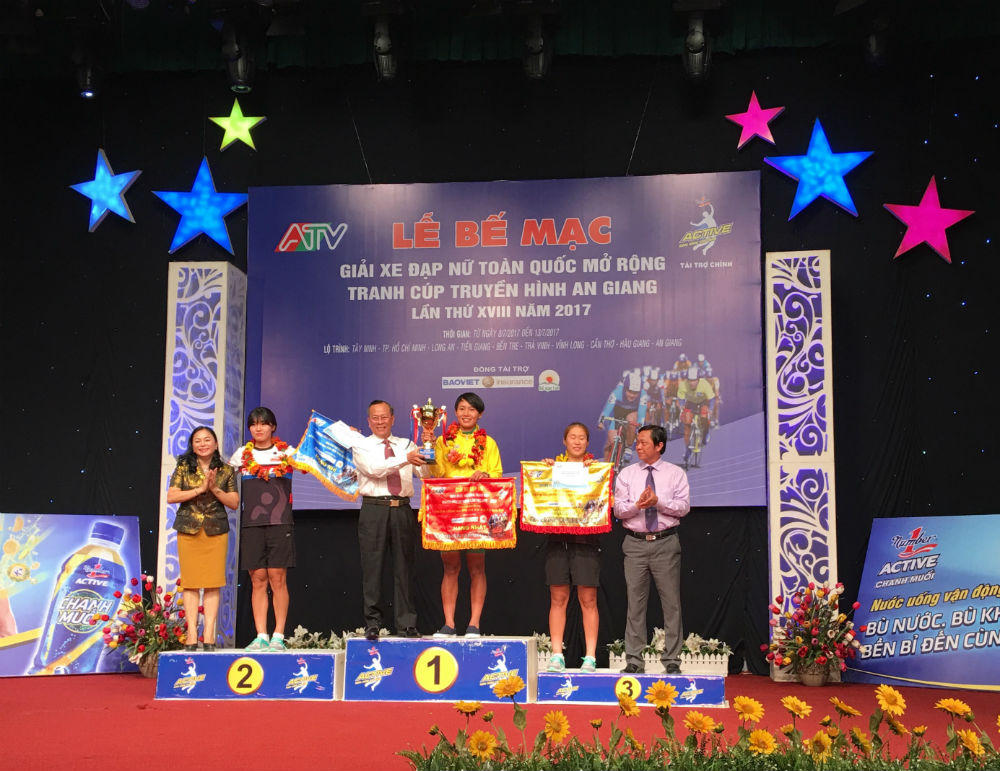 Bế mạc giải “Xe đạp nữ toàn quốc mở rộng (quốc tế) tranh cúp truyền hình An Giang lần thứ 18”