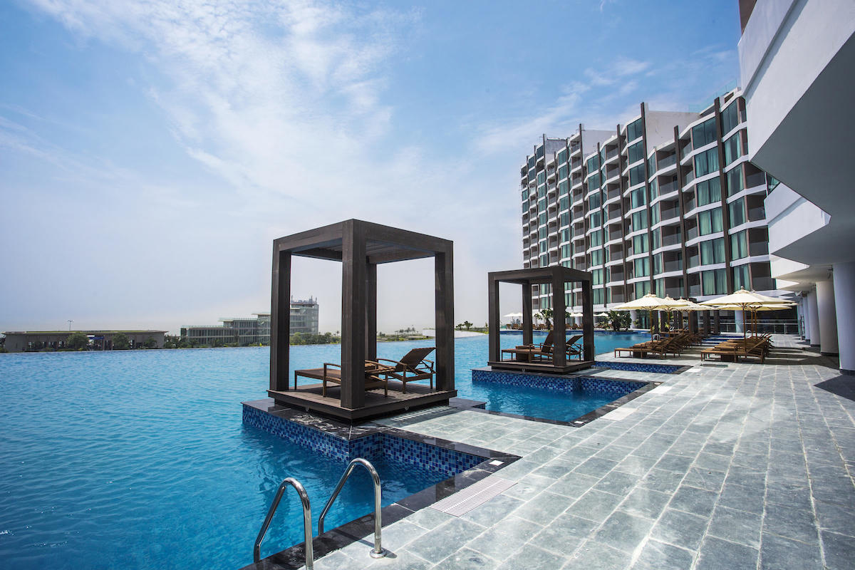 Khai trương FLC Grand Hotel, Sầm Sơn bùng nổ trong đại tiệc lễ hội “Make it Grand” 