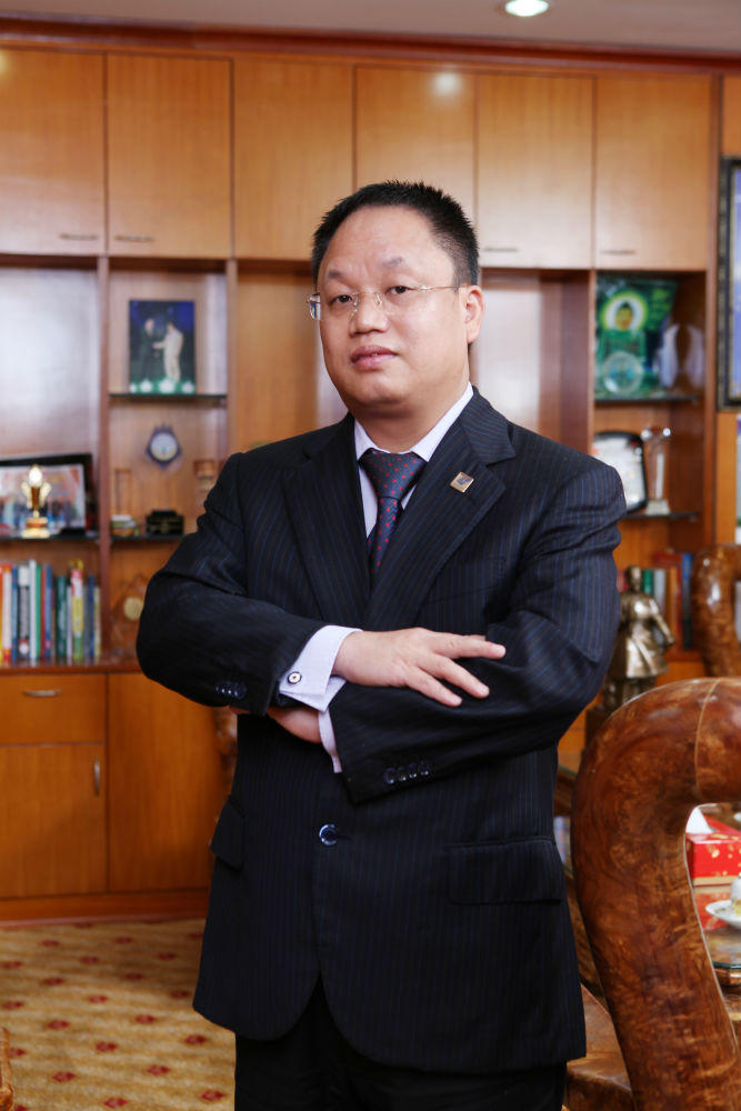 Thượng tôn pháp luật để phát triển dài lâu!