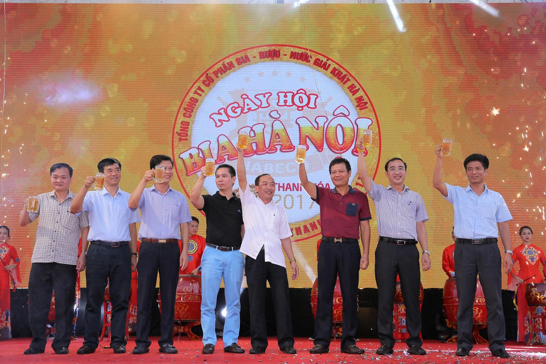 Ngày hội Bia Hà Nội 2017: “Chạm cốc dâng trào tiếng hô vang”